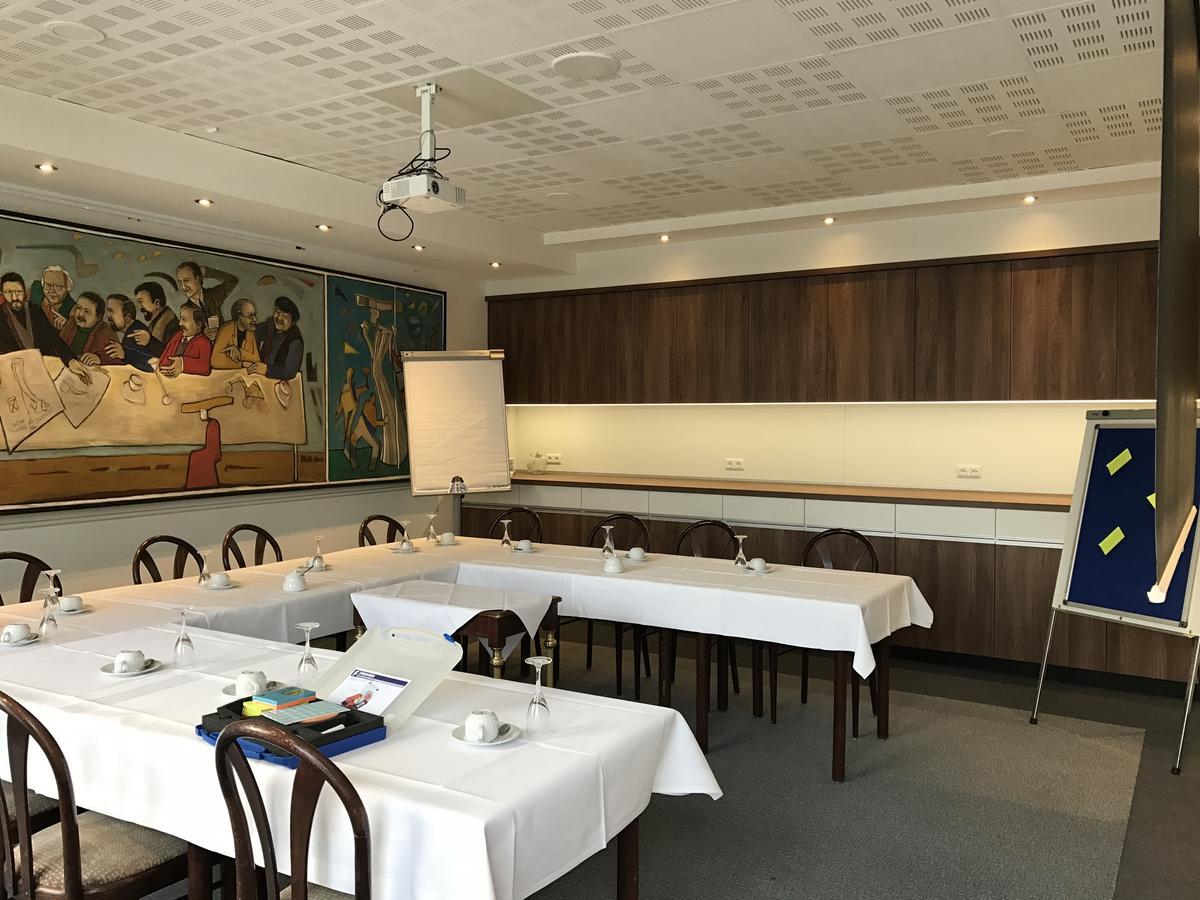 Altes Kasino Hotel Am See Neuruppin Exterior photo